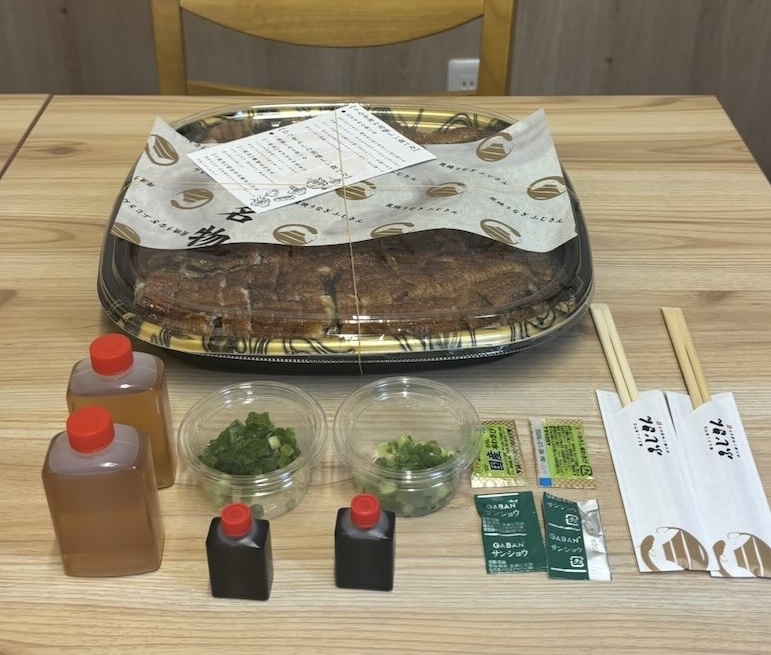 炭火鰻と特選和牛ふじさん 岡崎店 桶うなぎのテイクアウト