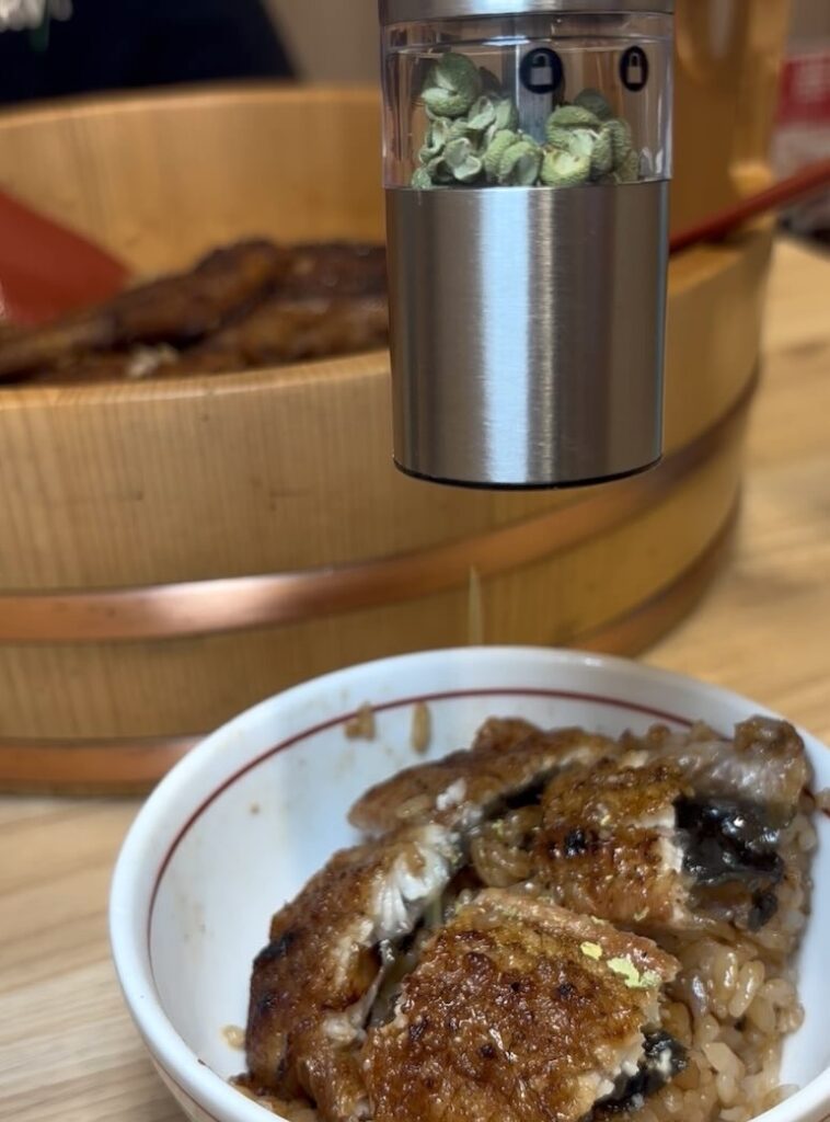 炭火鰻と特選和牛ふじさん 岡崎店 桶うなぎ