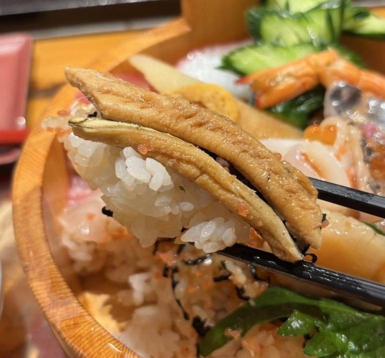 だる磨きらら亭(豊田市) 手桶ちらしの穴子