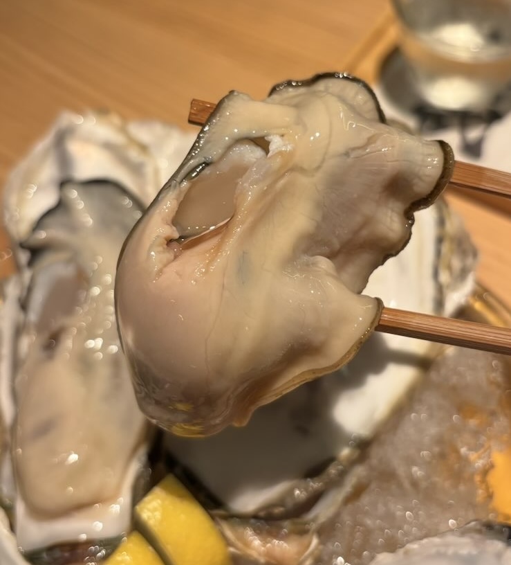 かき小屋厚岸水産 元城店　生牡蠣