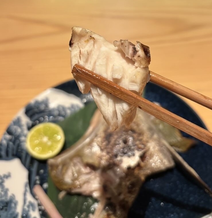 かき小屋厚岸水産 元城店　カンパチの焼き物
