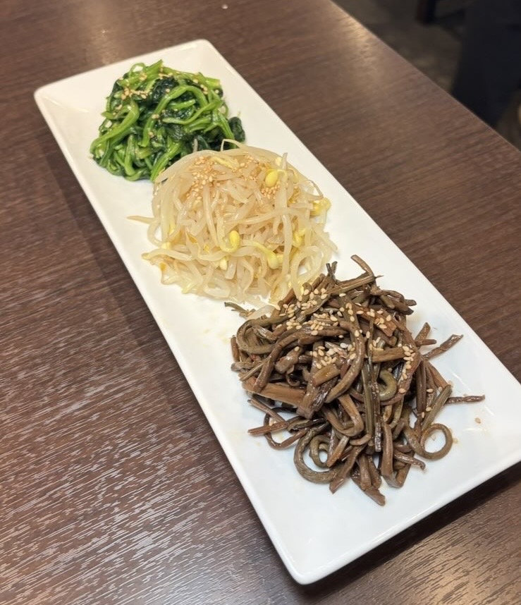 韓国料理 釜山（豊田市）　ナムル盛り