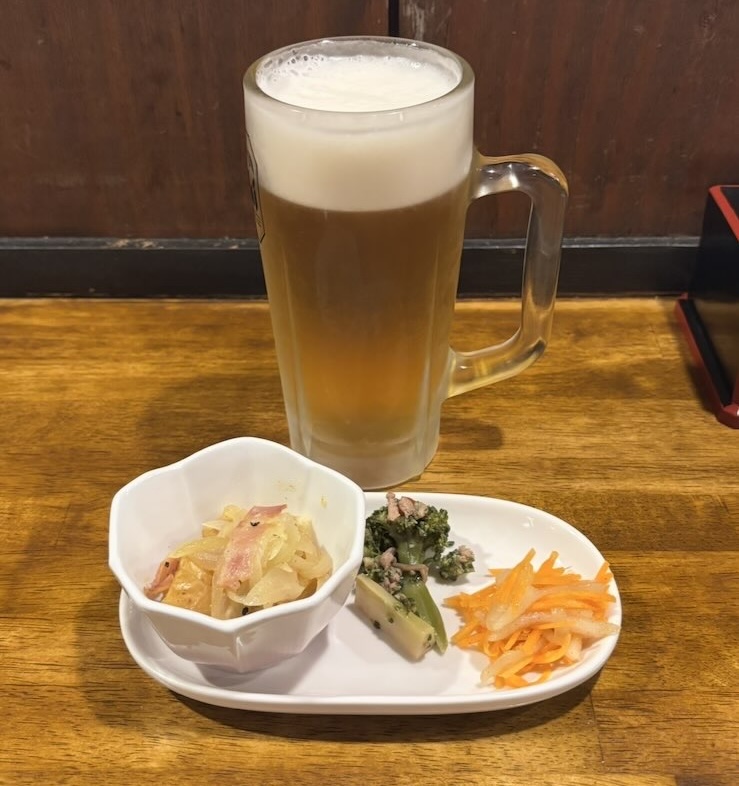 くつろぎ処 三松(豊田市) お通しとビール