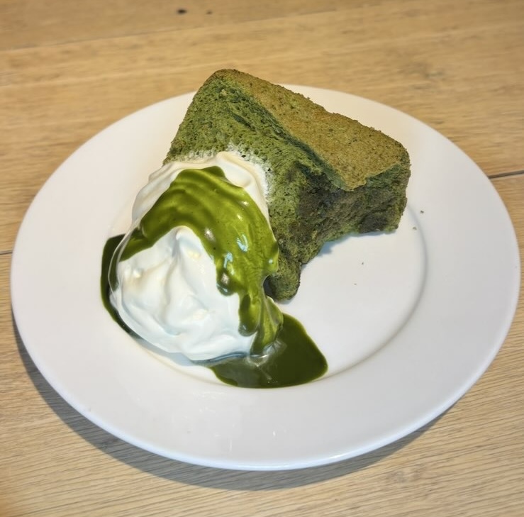 カフェ TSUKUMO食堂 豊田本店 抹茶シフォンケーキ
