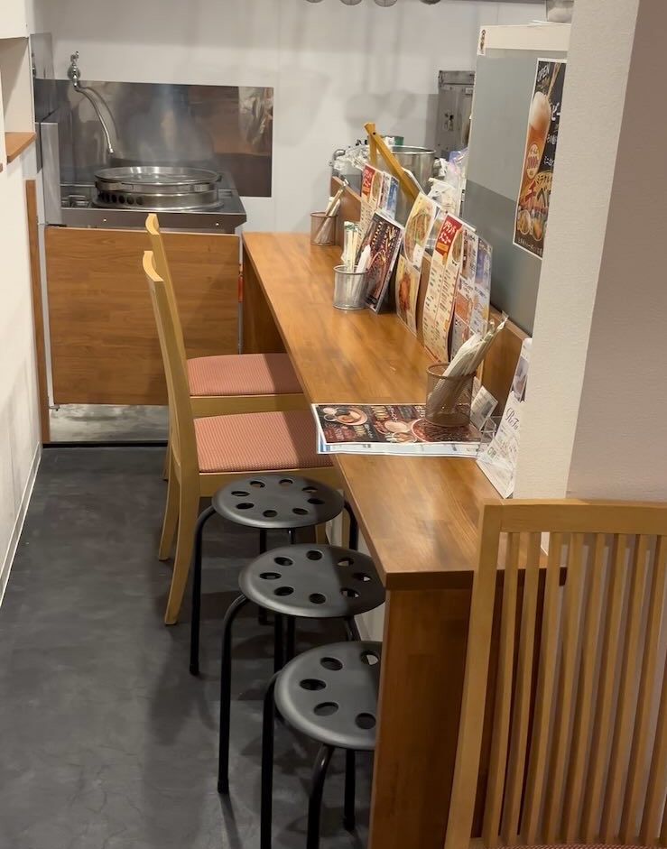 西町おいでん屋台村(豊田市) ミラクル2号店の店内