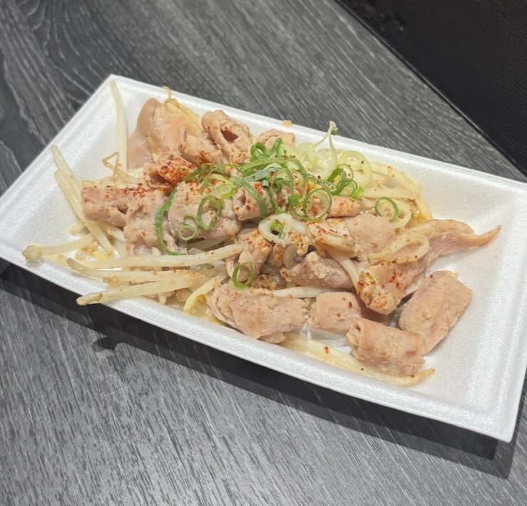 西町おいでん屋台村(豊田市) 西町ホルモンの塩ホルモン