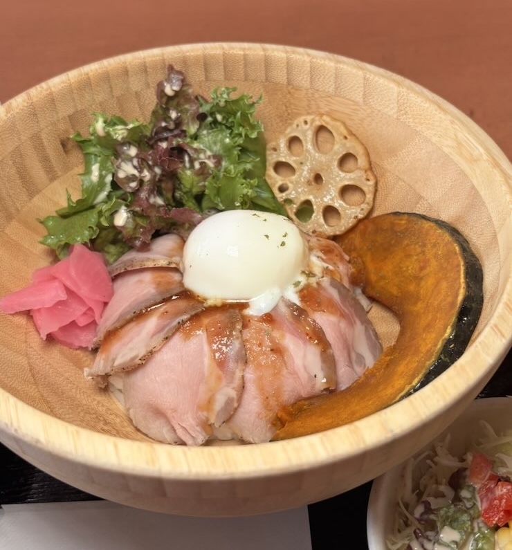 さくら家(豊田市) 猿投山丼