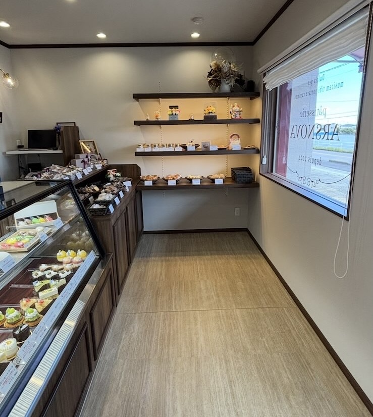 パティスリーアルスノーヴァ(豊田市) 店内風景