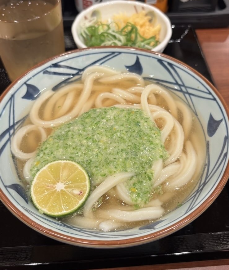 μPLAT（ミュープラット）豊田市　丸亀製麺のねばとろ旨塩うどん