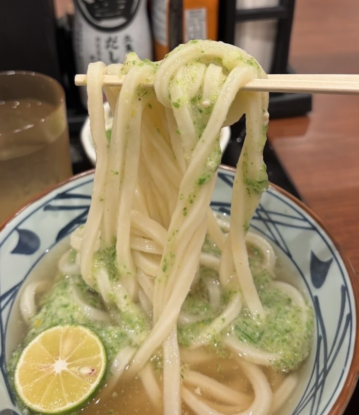 μPLAT（ミュープラット）豊田市　丸亀製麺のねばとろ旨塩うどん