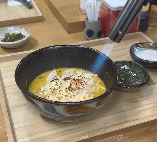 ナンクル豊田大林店　バターチキンカレーそばのリゾット