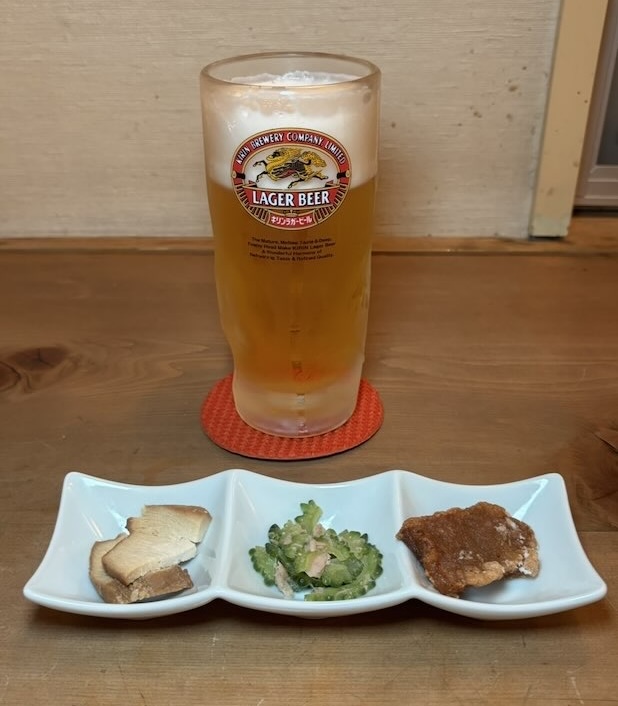 くしや あんてて（豊田市）　お通しとビール
