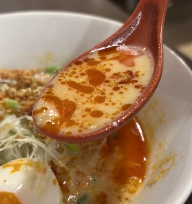 とんこつ名人かつみ屋（豊田市） とんこつ担々麺