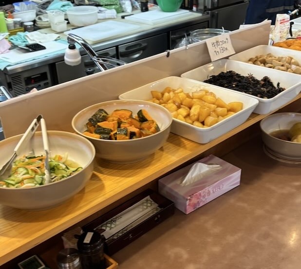 やおだい梅坪店 惣菜コーナー