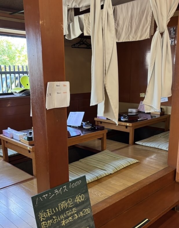 やおだい梅坪店 店内風景