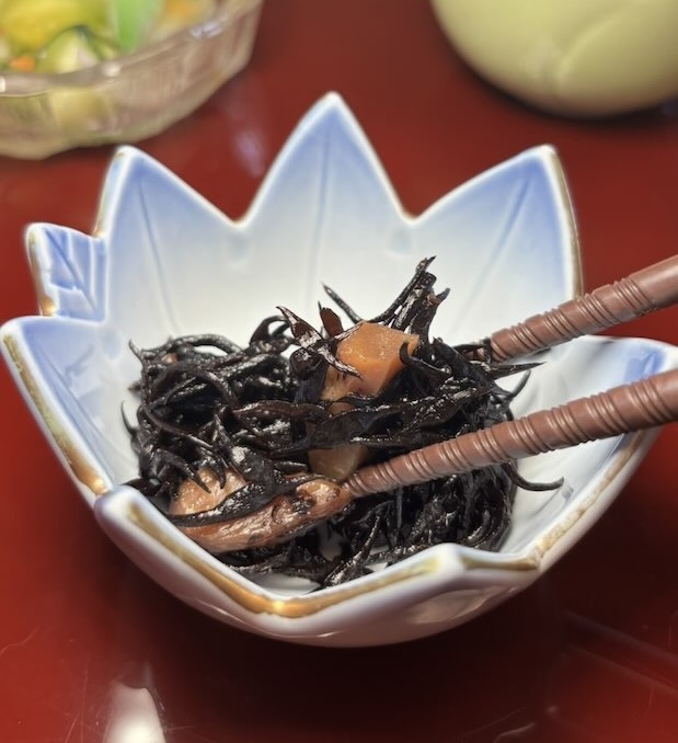 やおだい梅坪店 ひじきの煮物