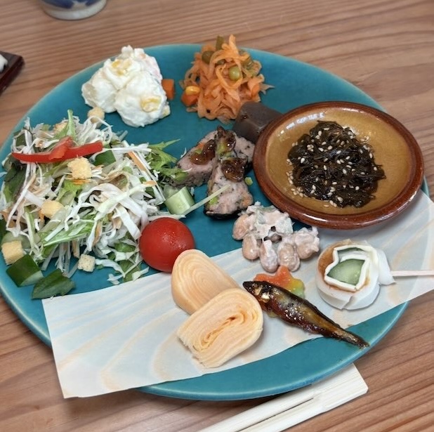 coffee喜多町喜多琉 色とりどりのお惣菜プレート