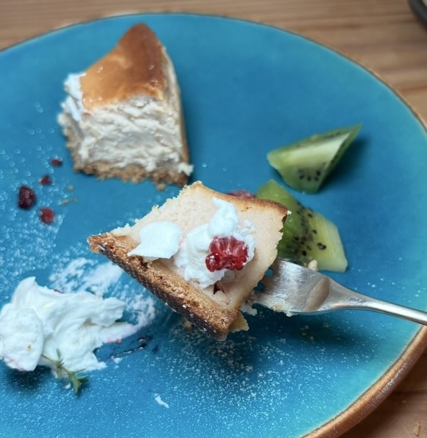 coffee喜多町喜多琉 チーズケーキの一口