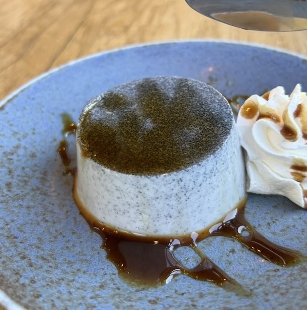 黒ゴマプリンのアップ