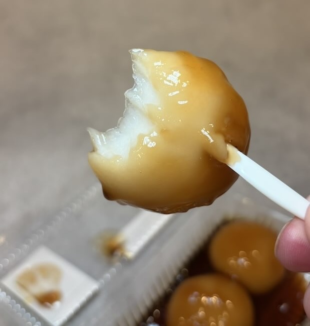 美好餅のみたらし団子の断面