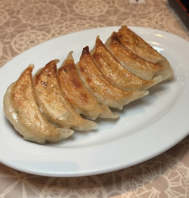 夜限定100円の焼き餃子
